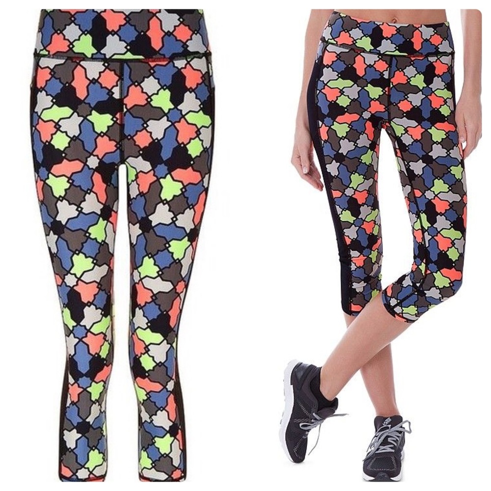 NWT Sweaty Betty Zero Gravity Crop tile leggings